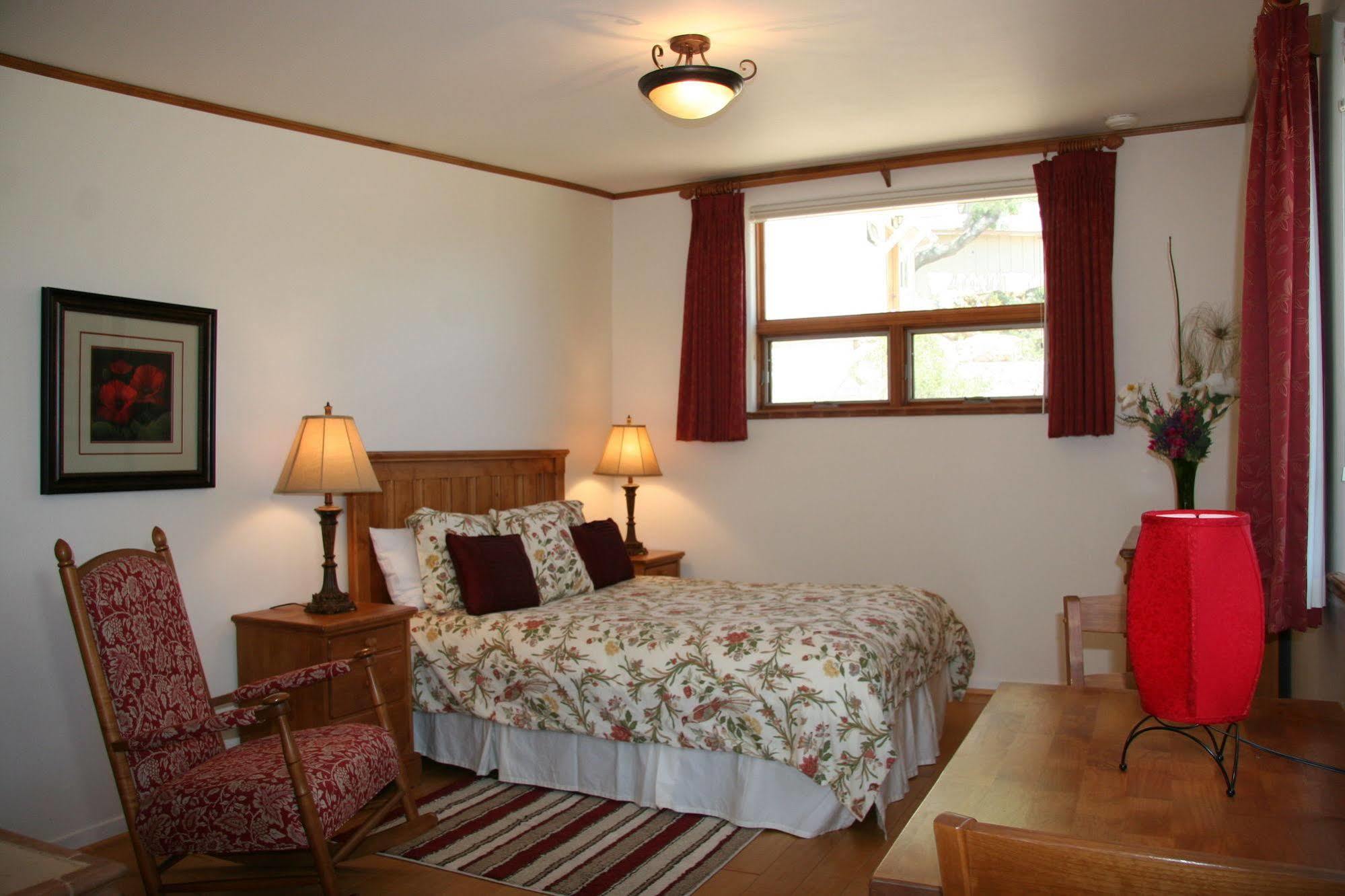 Ojai Retreat & Inn Екстериор снимка